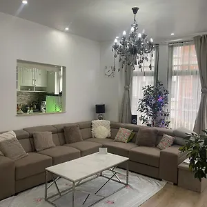 https://appartement-centre-zahra.hotelsantwerp.net