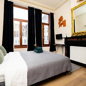 https://luxury-rooms.hotelsantwerp.net