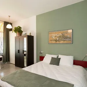 Veenkadebnb Apartment Den Haag